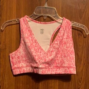 Crop top for exercise